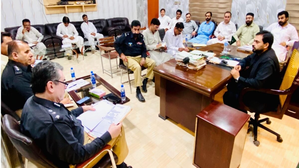 Naseerabad: Deputy Commissioner Virender Lal ki zair-e-sadarat monsoon season ke peshgi hifazati iqdamat par ijlas