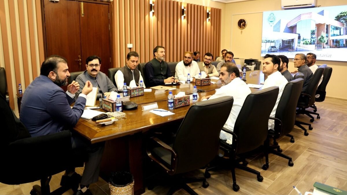 Chief Minister Sarfraz Bugti se doctors tanzeemon ke wafd ki mulaqat, gharib mareezon ko takleef na pohanchane ki takeed