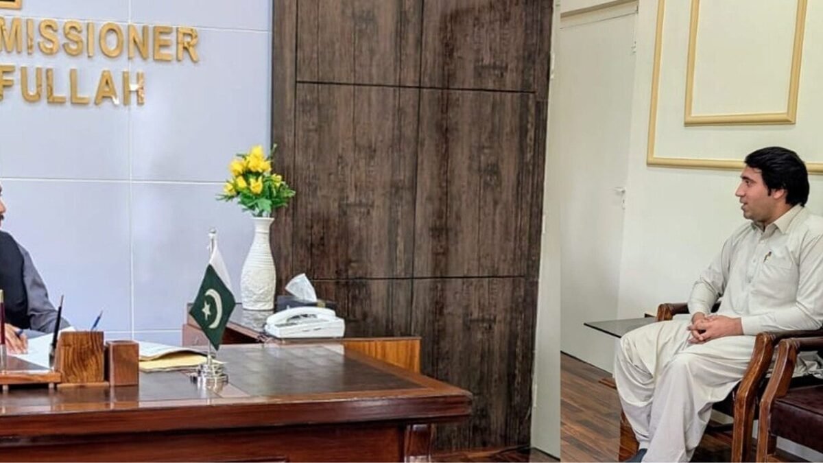 Qila Saifullah: Deputy Commissioner Sagar Kumar aur BEF District Supervisor ki mulaqat, schoolon ki karkardagi ka jaiza