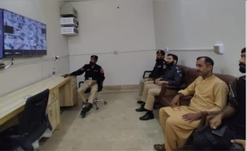 Usta Muhammad mein 12 Rabi ul Awwal par security control room qaim, markazi juloos ki CCTV se nigrani