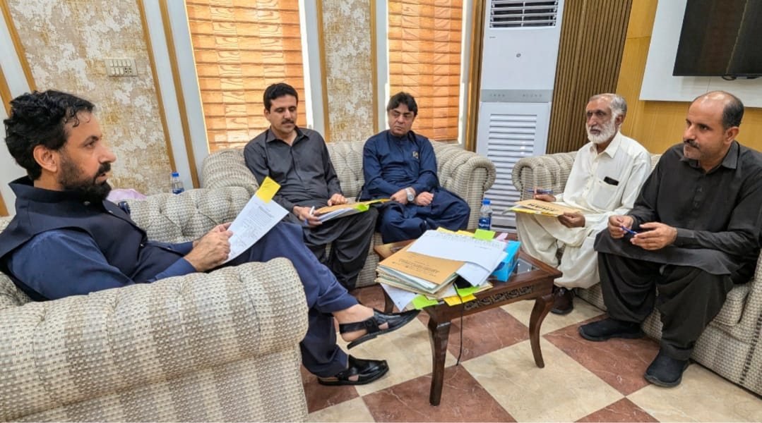 Naseerabad: Commissioner Salahuddin Nurzai ki zer-e-sadarat promotion committee ka ijlas, patwariyon ki qanungo ke ohde par taraqqi ka jaiza