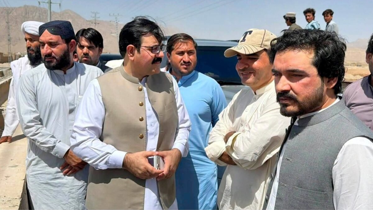 Soobai wazir Sehat Bakht Muhammad Kakar ka Nawan Killi BDA bypass par jari taraqqiati kamon ka jaiza
