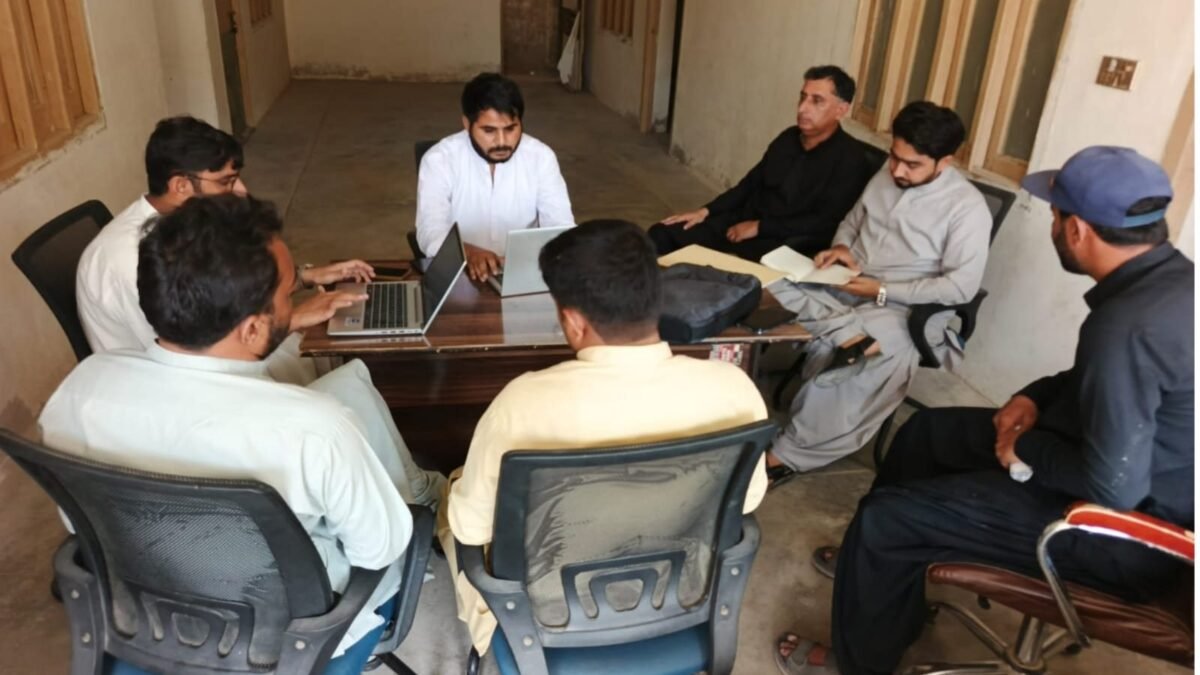 Naseerabad mein NGOs ke daftar ka muaina: maqami afraad ko rozgar mein tarjeeh dene ki hidayat