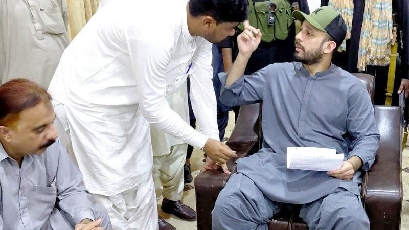 Parliamentary secretary Nawabzada Zareen Khan Magsi ka Uthal ka daura, awami masail sun kar hal ke ahkamat jari