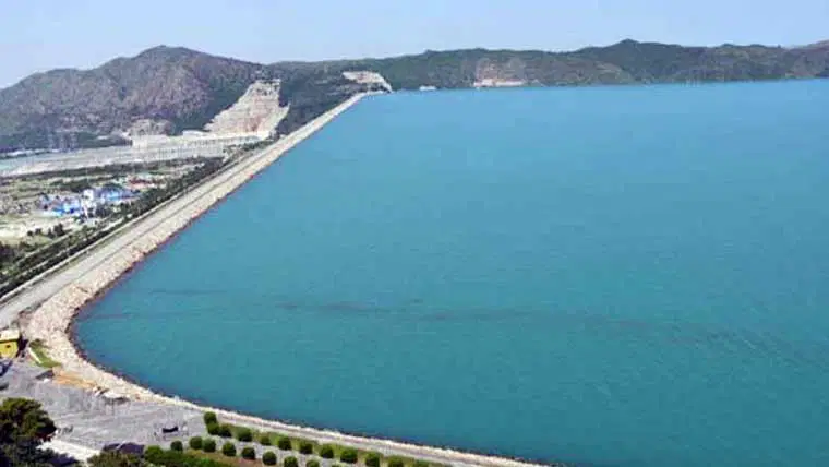 Tarbela Dam mein pani ki aamad mein musalsal izafa, zakhira karne ki salahiyat ek foot reh gayi