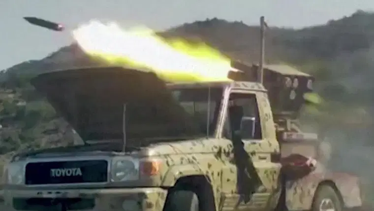 Yemeni hukumat ka Taiz mein Houthiyon ke zere qabza ilaqay wapas lene ka daawa