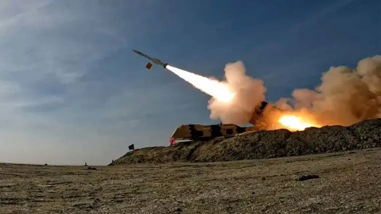 Houthi militia ka Riyadh ki taraf daga gaya ballistic missile faza mein hi tabah kar diya gaya