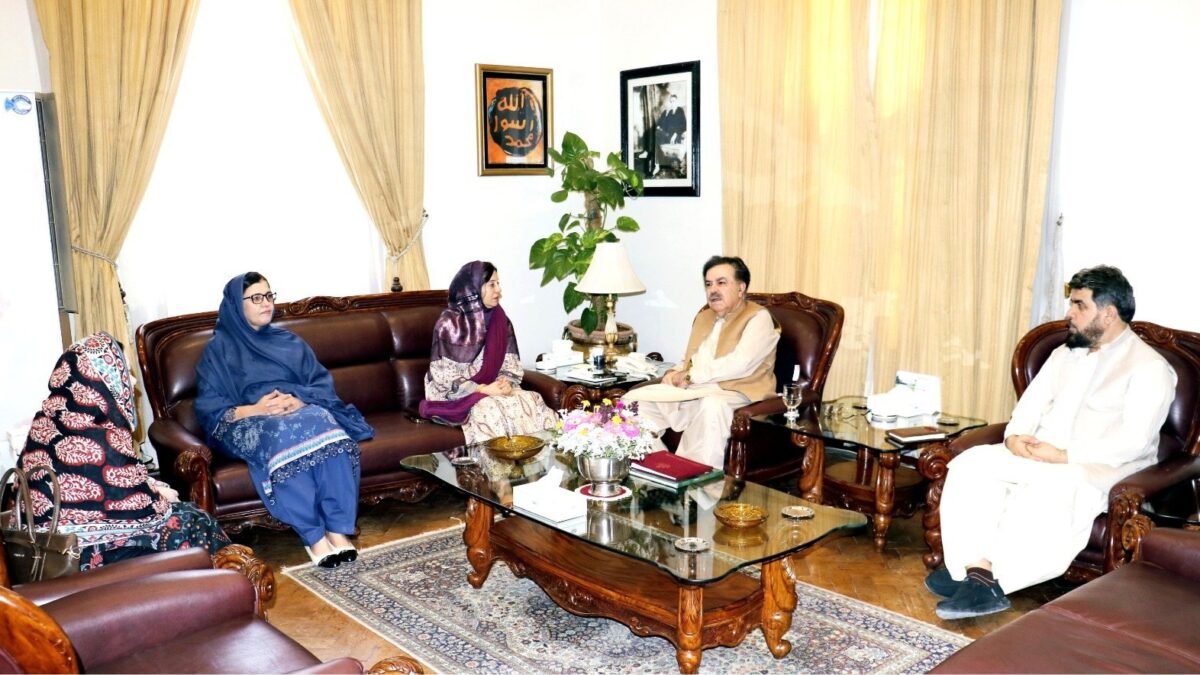 Governor Jaafar Khan Mandokhail: Women University mein Artificial Intelligence samet jadeed mazameen mutaarif karaye ja rahe hain