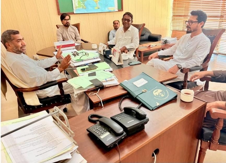 Sarbandan mein water tank ki muntaqli aur mahigiron ke shed ka NOC: Waseem Samad ki GDA ke chief engineer se mulaqat