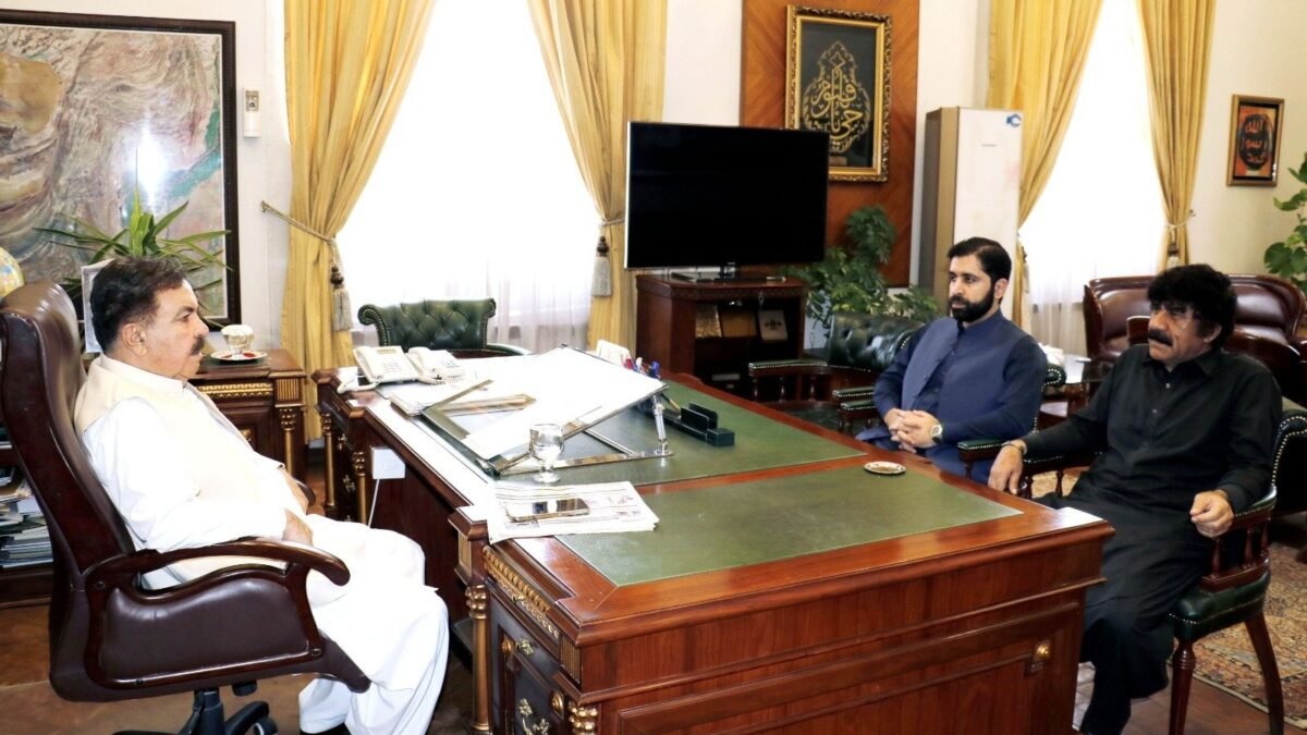 Governor Balochistan Jaffar Khan Mandokhail se siyasi rehnumaon, BDA union aur Zhob ke wafd ki mulaqaten