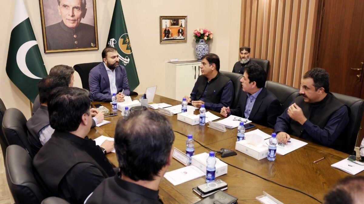 Wazir-e-aala Sarfraz Bugti ka Quetta Development Package par jaiza ijlas: 12 mansoobay mukammal, 7 par kaam jaari