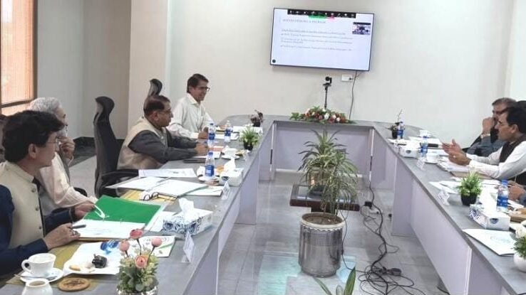 Balochistan Civil Services Academy Quetta: 8wein ad hoc nisabi committee ne afsaran ke tarbiyati programon ka nisab manzoor kar liya