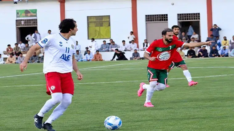Naujawanon mein sehat mand sargarmiyon ke farogh keliye Football Cup ka shandar inqaad