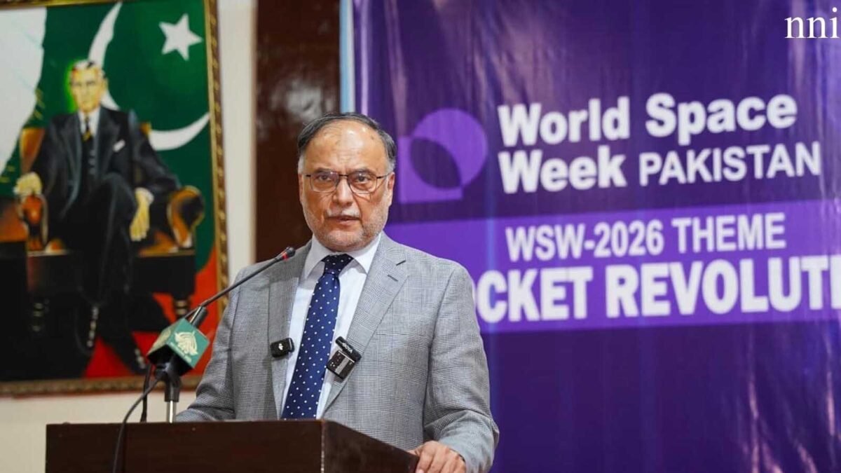 Mawaqe milein to pasmanda ilaqon ke nojawan numaya maqam hasil kar sakte hain: Ahsan Iqbal