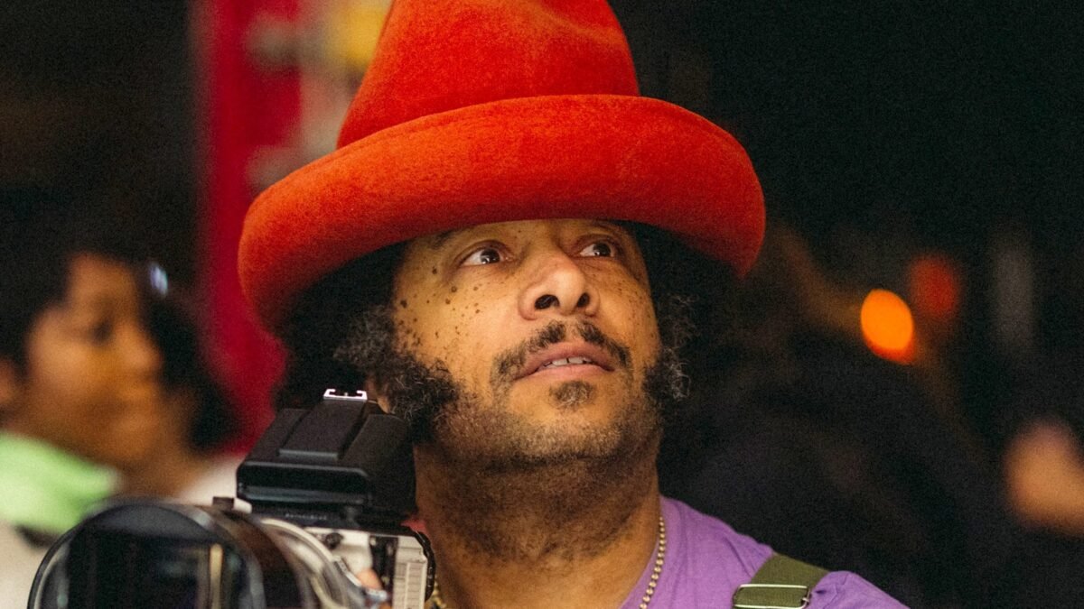 Boots Riley: ‘I Love Boosters’ ka maqsad logon ko kaam ki jagah par munazzam hone ki targheeb dena hai