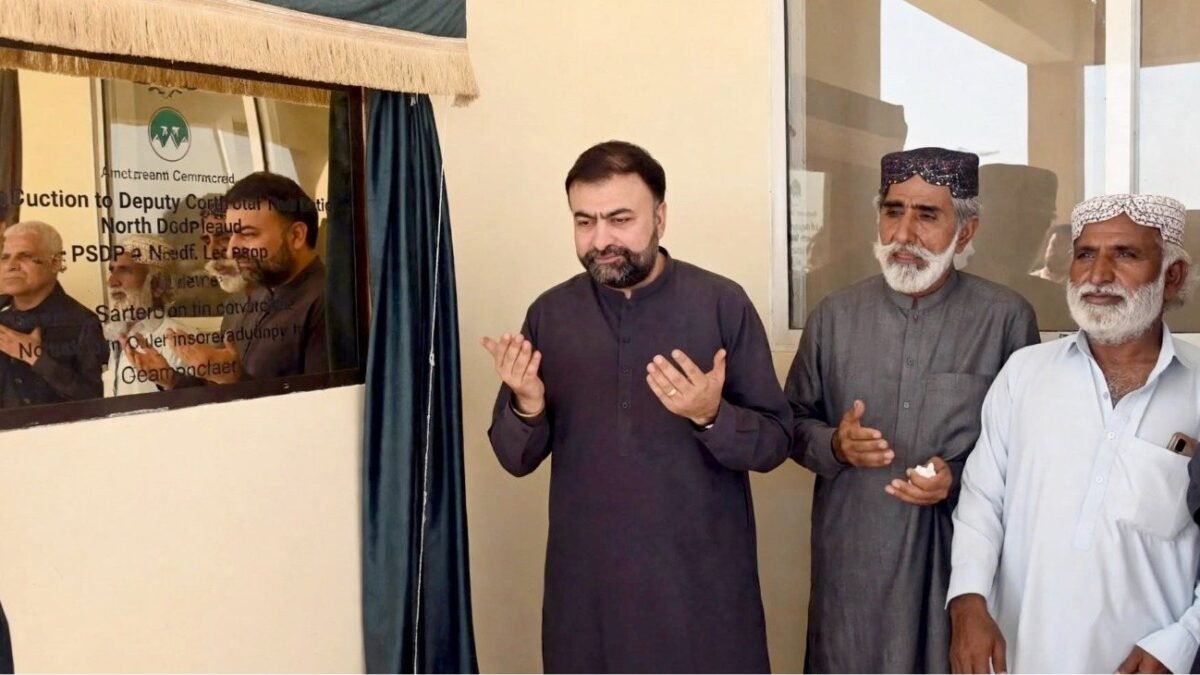 Shumali Dera Bugti: Chief Minister Sarfraz Bugti ka naye sarkari daftar ka iftetah, tarqiyati mansoobon ka jaiza