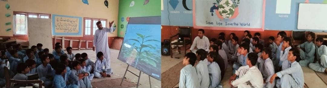 Kalanch ke Government Boys Middle School Bill Hadoki mein projector aur Multimedia ke zariye jadeed tadrees ka aghaz