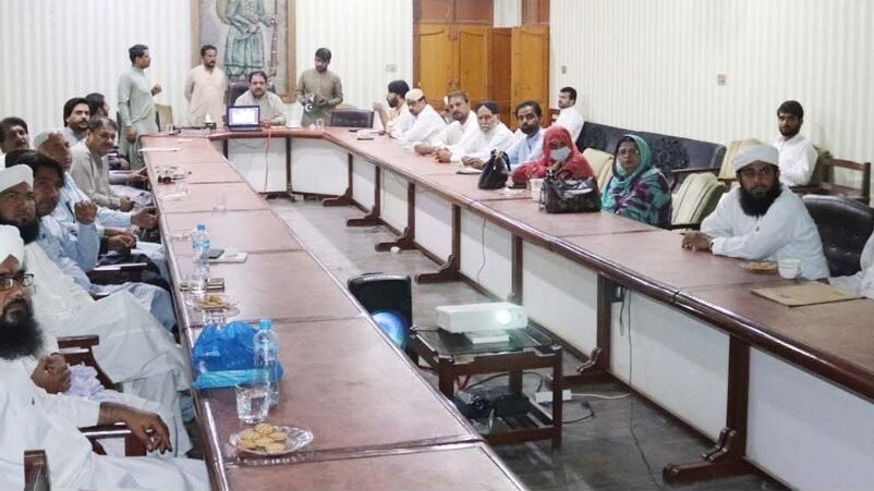 Sibi mein Balochistan Education Endowment Fund Scholarships par agahi session, talaba ko darkhwast ke tareeqa-e-kaar se agahi