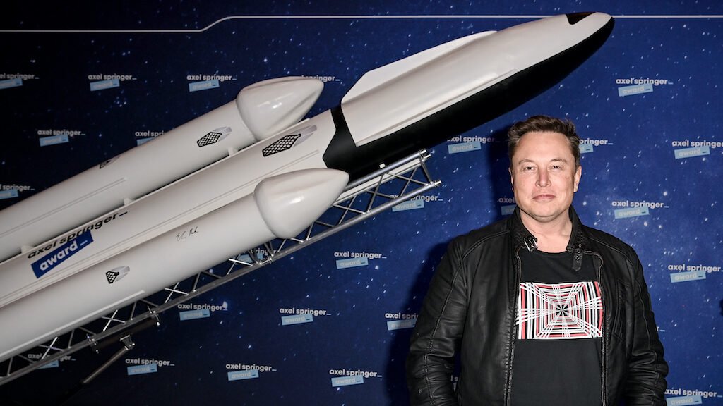 Elon Musk ka agle saal America ke har bachche ko SpaceX ka hissa dene ka elan