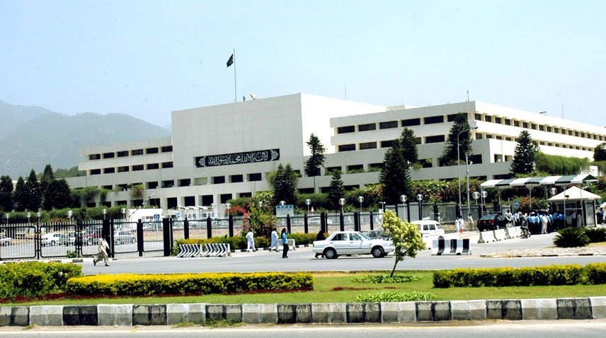 National Assembly: Teen naye bill committeon ke supurd, teen tarmeemi bill manzoor, ijlas Jumeraat tak multavi