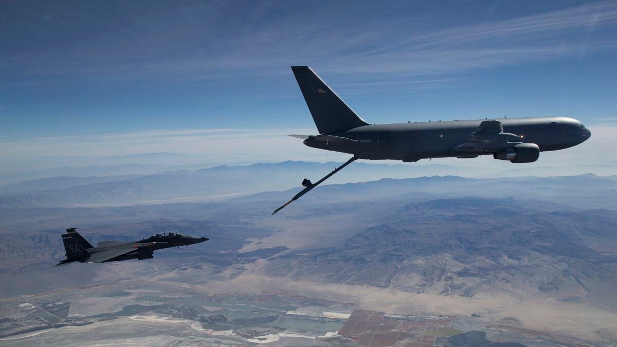 Middle East mein American fizaiya ka KC-46 Pegasus refueling tayyara mission ke liye tayyar