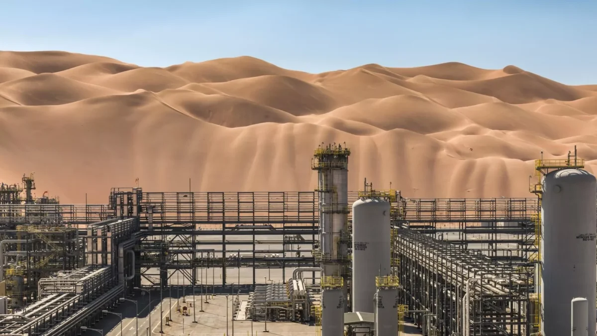 Shaiba oil field par drone hamle ki koshish, malba girne se Filipino aur Nepali karkun halak, Pakistani aur Indian zakhmi