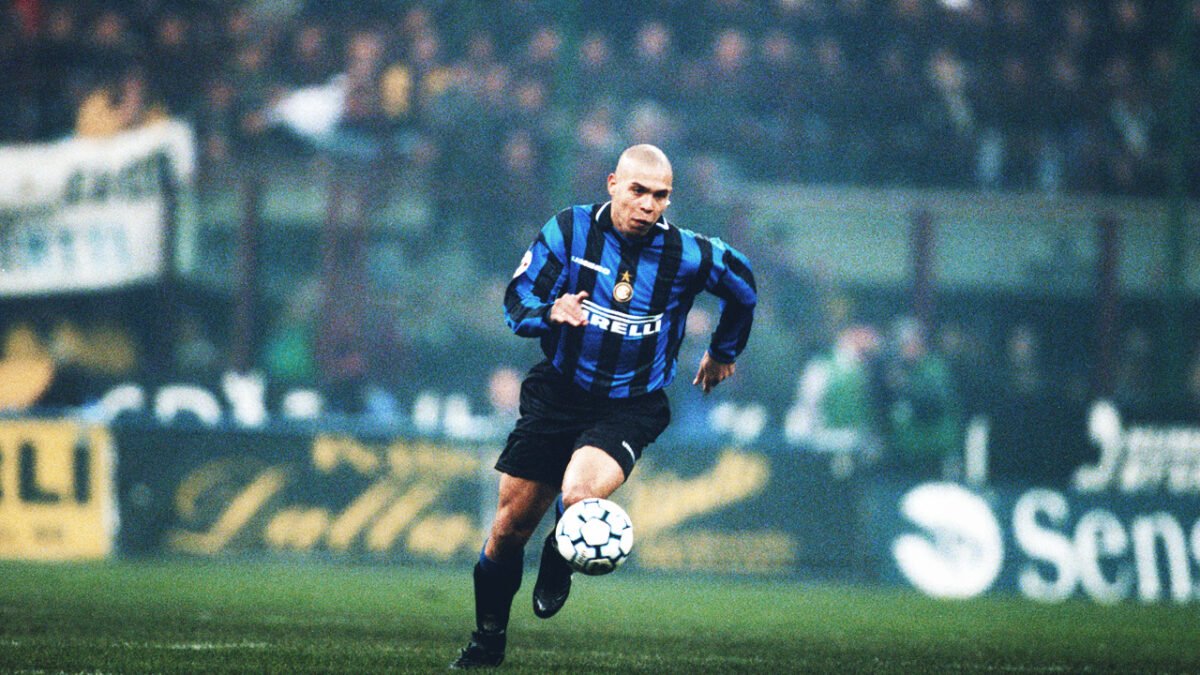 Ronaldo Nazario: Phenomeno