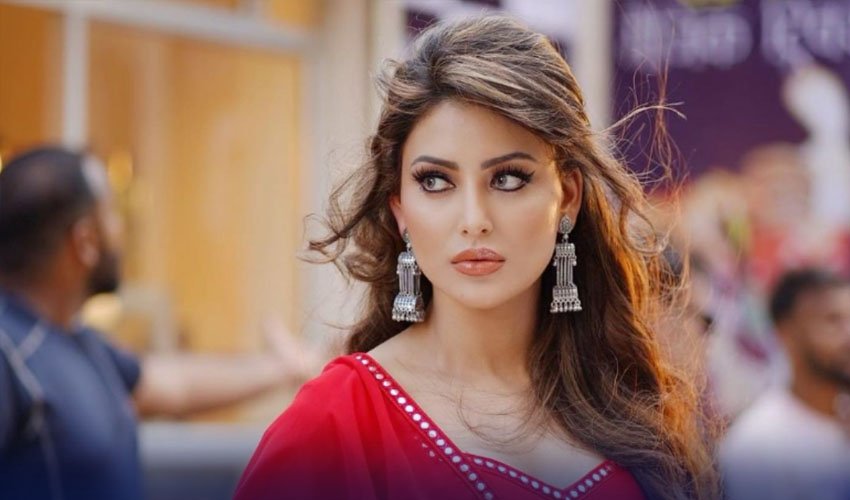 Tasaweer aur Videos ki mubayyina taur par baghair ijazat istemal, Urvashi Rautela ka AI company ko qanooni notice