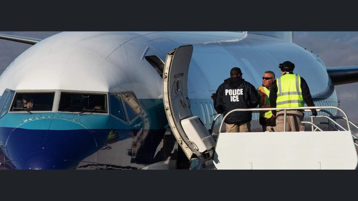 America ki hirasat mein maujood Afghanon ko Pakistan deport karne ke liye parwaz ka mansooba, ittehadiyon ke rishtedar bhi shamil